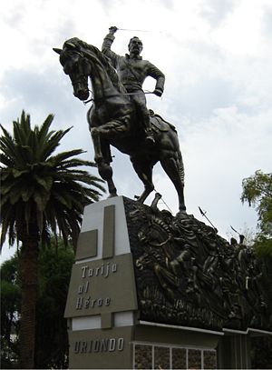 Monumento a Francisco Uriondo